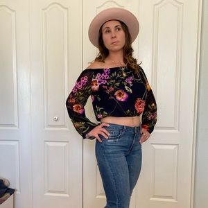Floral crop long sleeve